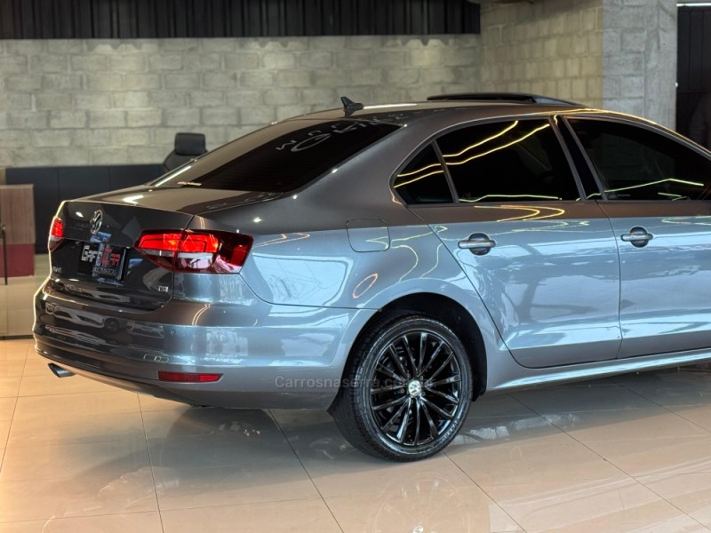 JETTA 1.4 16V TSI COMFORTLINE GASOLINA 4P TIPTRONIC - 2016 - DOIS IRMãOS