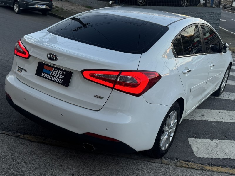 CERATO 1.6 EX3 SEDAN 16V GASOLINA 4P AUTOMÁTICO - 2014 - CAXIAS DO SUL