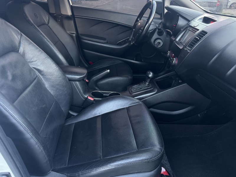CERATO 1.6 EX3 SEDAN 16V GASOLINA 4P AUTOMÁTICO - 2014 - CAXIAS DO SUL