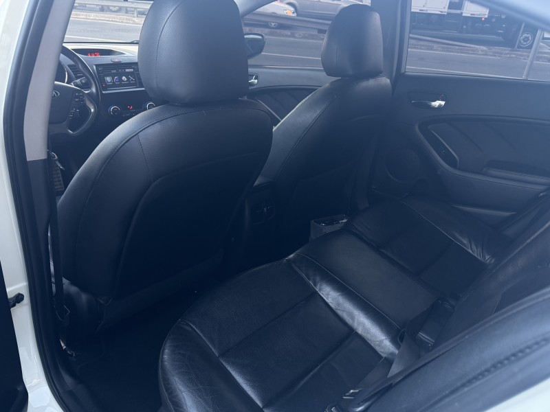 CERATO 1.6 EX3 SEDAN 16V GASOLINA 4P AUTOMÁTICO - 2014 - CAXIAS DO SUL