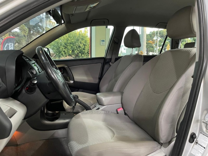 RAV4 2.4 4X2 16V GASOLINA 4P AUTOMÁTICO - 2011 - CAXIAS DO SUL