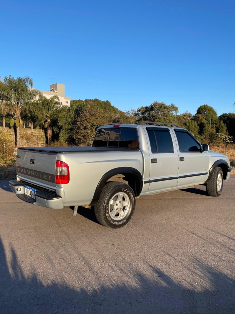 S10 2.4 MPFI ADVANTAGE 4X2 CS 8V FLEX 2P MANUAL - 2007 - CAXIAS DO SUL