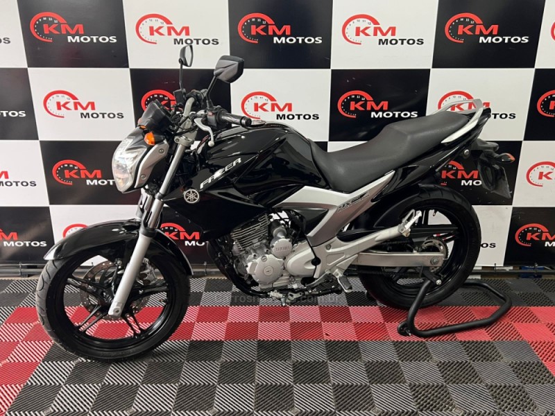 FAZER YS 250 - 2012 - PORTãO
