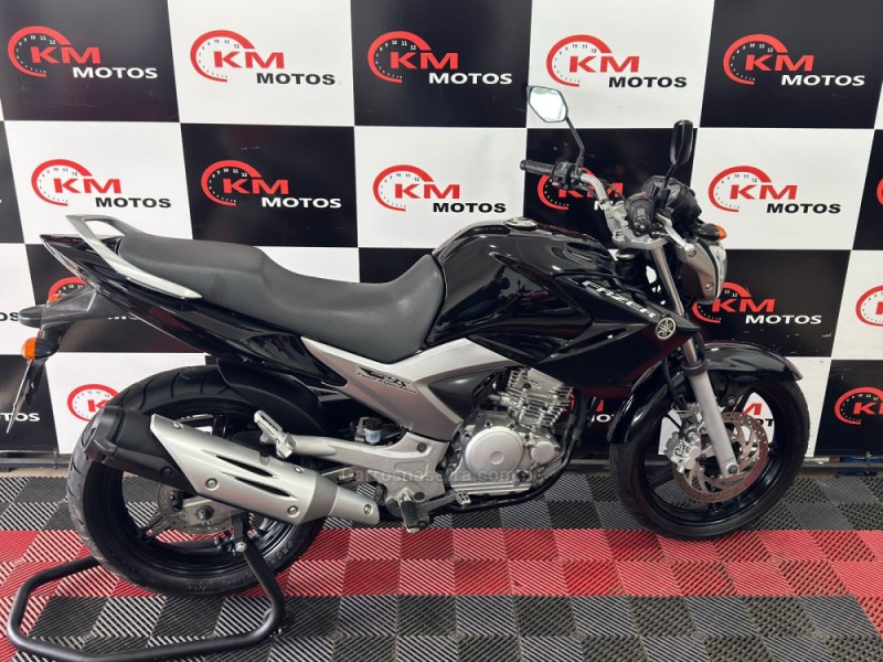 FAZER YS 250 - 2012 - PORTãO