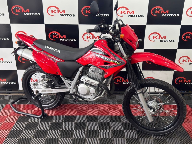 xr 250 tornado  2008 portao