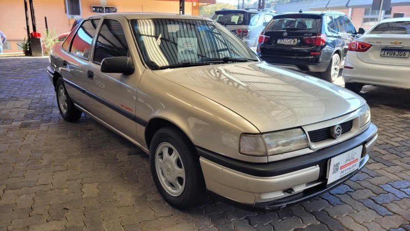 VECTRA 2.0 MPFI GLS 8V GASOLINA 4P MANUAL - 1995 - GARIBALDI