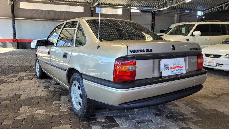 VECTRA 2.0 MPFI GLS 8V GASOLINA 4P MANUAL - 1995 - GARIBALDI