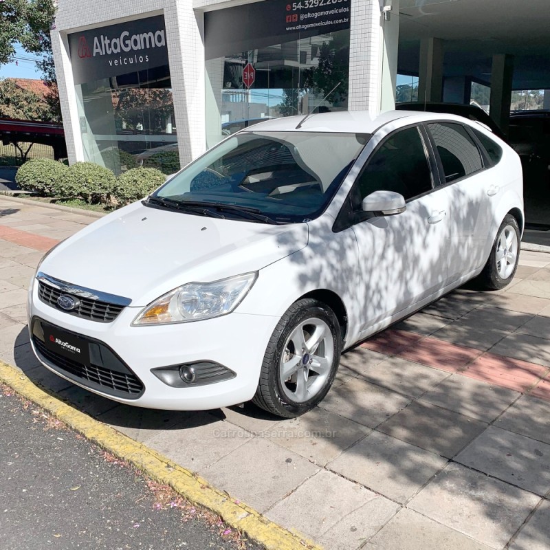 focus 2.0 hc 16v flex 4p automatico  2013 flores da cunha