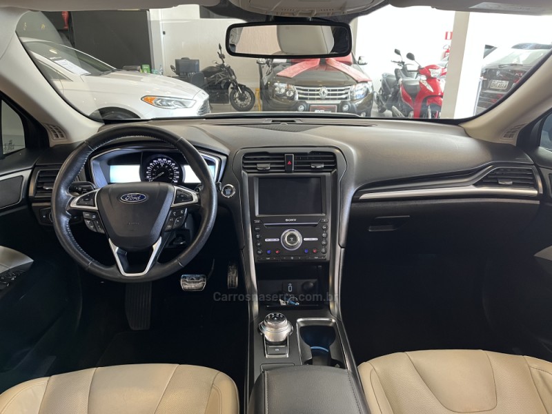 FUSION 2.0 TITANIUM AWD 16V GASOLINA 4P AUTOMÁTICO - 2017 - BENTO GONçALVES