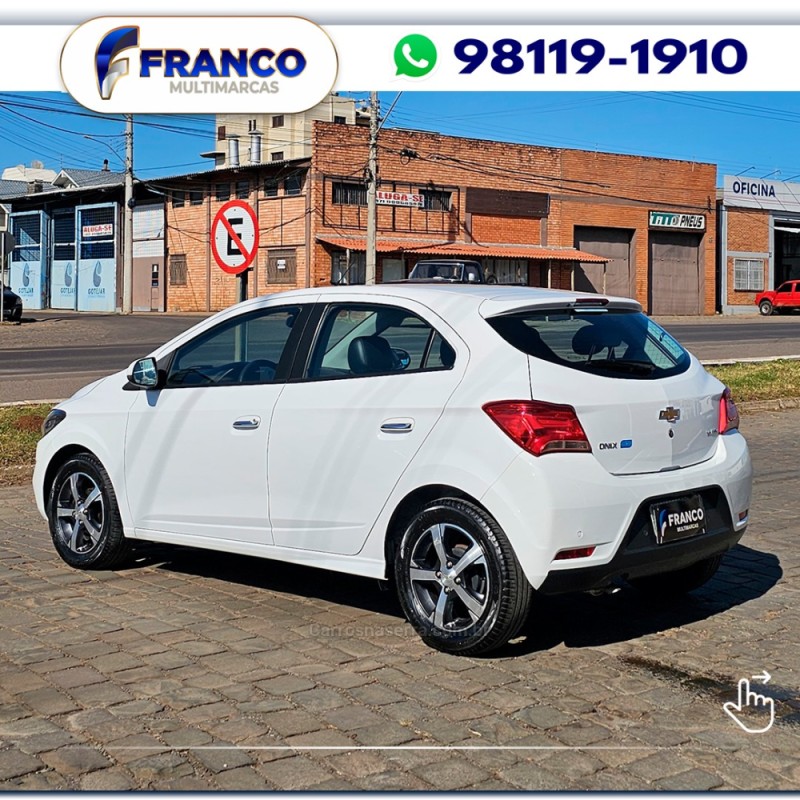 ONIX 1.4 MPFI LTZ 8V FLEX 4P MANUAL - 2018 - VACARIA