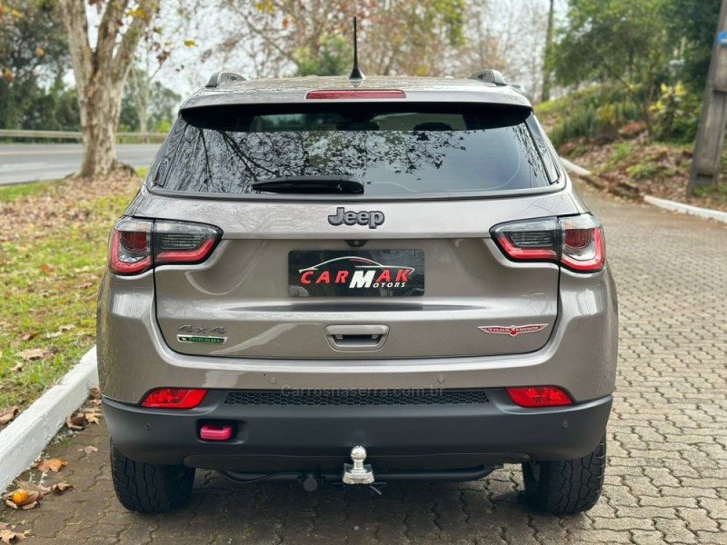 COMPASS 2.0 16V DIESEL TRAILHAWK 4X4 AUTOMÁTICO - 2017 - DOIS IRMãOS