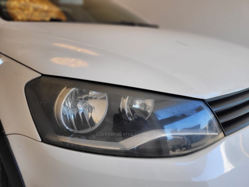 SAVEIRO 1.6 MI TRENDLINE CS 8V FLEX 2P MANUAL - 2015 - CANELA