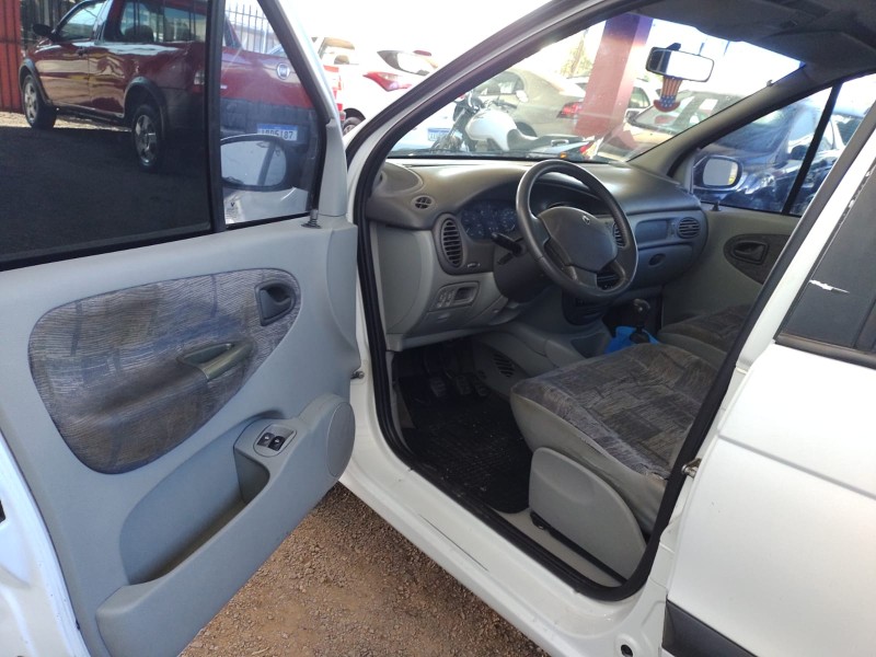 SCÉNIC 1.6 RT 16V GASOLINA 4P MANUAL - 2002 - CAXIAS DO SUL