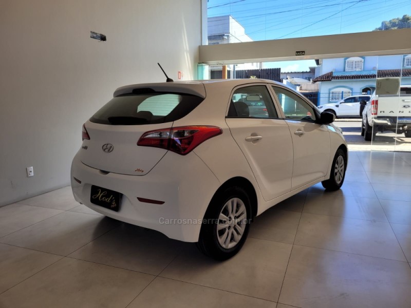 HB20 1.0 COMFORT 12V FLEX 4P MANUAL - 2014 - CANELA