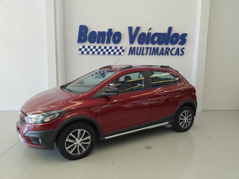 ONIX 1.4 MPFI ACTIV 8V FLEX 4P MANUAL - 2017 - BENTO GONçALVES