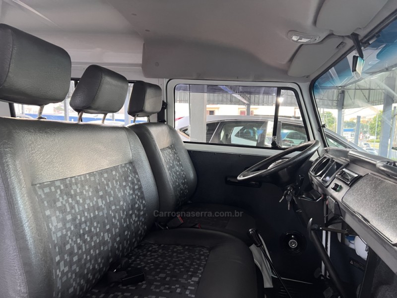 KOMBI 1.4 MI STD 8V FLEX 3P MANUAL - 2014 - BOM PRINCíPIO
