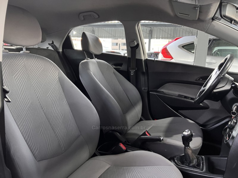 HB20 1.6 PREMIUM 16V FLEX 4P MANUAL - 2013 - BOM PRINCíPIO