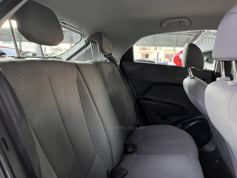 HB20 1.6 PREMIUM 16V FLEX 4P MANUAL - 2013 - BOM PRINCíPIO