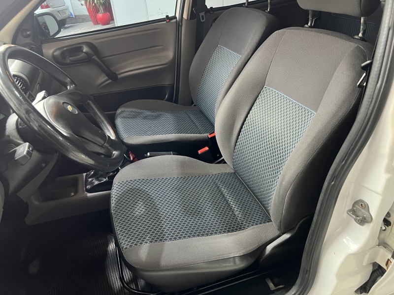 CORSA 1.0 MPFI CLASSIC SEDAN 8V GASOLINA 4P MANUAL - 2012 - PORTãO