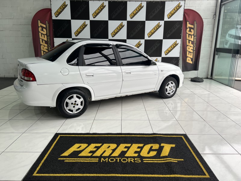 CORSA 1.0 MPFI CLASSIC SEDAN 8V GASOLINA 4P MANUAL - 2012 - PORTãO