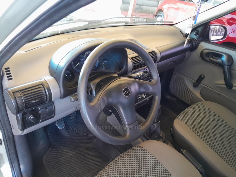 CORSA 1.0 MPFI CLASSIC SEDAN LIFE 8V FLEX 4P MANUAL - 2009 - VERANóPOLIS