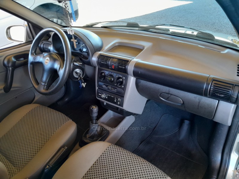 CORSA 1.0 MPFI CLASSIC SEDAN LIFE 8V FLEX 4P MANUAL - 2009 - VERANóPOLIS