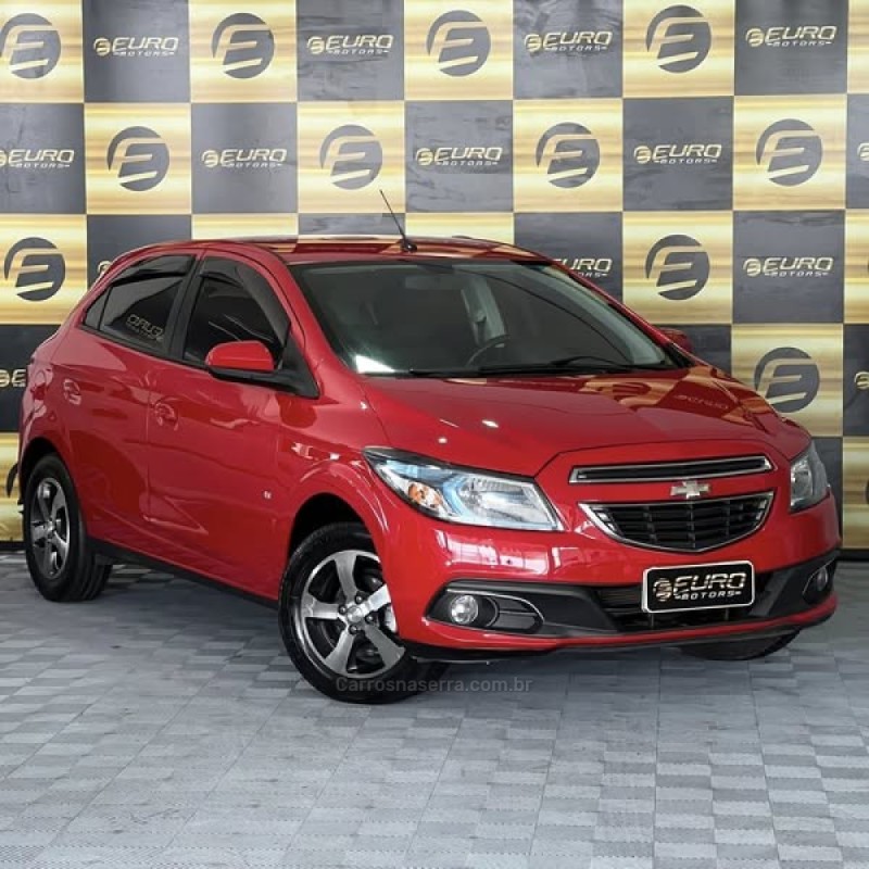 ONIX 1.4 MPFI ACTIV 8V FLEX 4P MANUAL - 2012 - PORTãO
