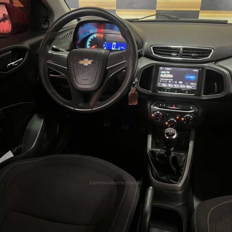 ONIX 1.4 MPFI ACTIV 8V FLEX 4P MANUAL - 2012 - PORTãO
