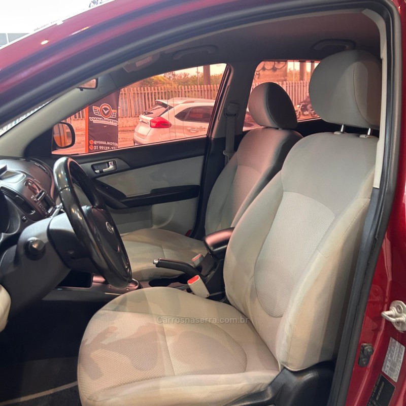 CERATO 1.6 EX2 SEDAN 16V GASOLINA 4P AUTOMÁTICO - 2010 - SAPUCAIA DO SUL