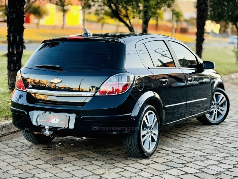 VECTRA 2.0 MPFI GT-X HATCH 8V FLEX 4P MANUAL - 2011 - CASCA