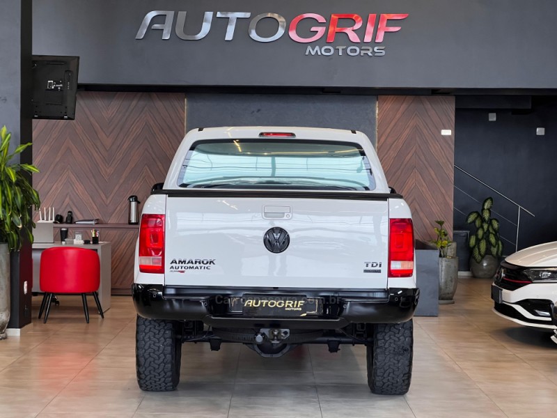 AMAROK 2.0 HIGHLINE 4X4 CD 16V TURBO INTERCOOLER DIESEL 4P AUTOMÁTICO - 2016 - CAMPO BOM