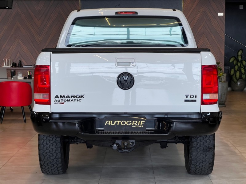 AMAROK 2.0 HIGHLINE 4X4 CD 16V TURBO INTERCOOLER DIESEL 4P AUTOMÁTICO - 2016 - CAMPO BOM
