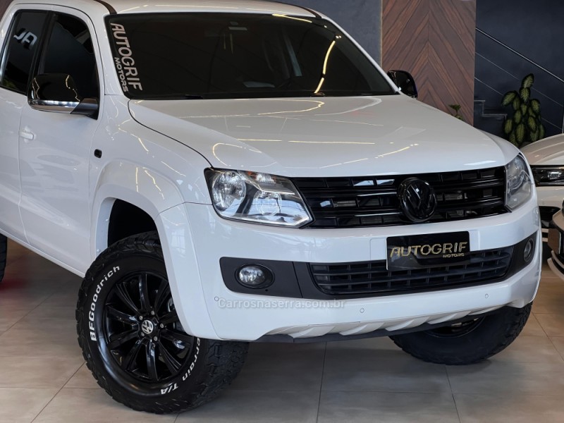 AMAROK 2.0 HIGHLINE 4X4 CD 16V TURBO INTERCOOLER DIESEL 4P AUTOMÁTICO - 2016 - CAMPO BOM