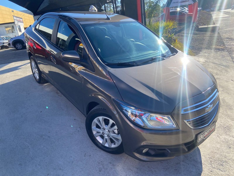 prisma 1.4 mpfi ltz 8v flex 4p manual 2014 caxias do sul