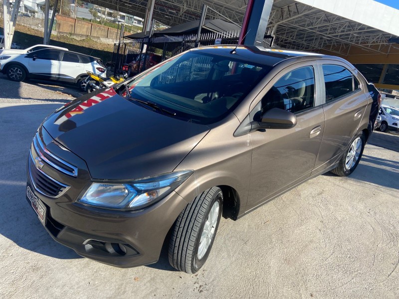 PRISMA 1.4 MPFI LTZ 8V FLEX 4P MANUAL - 2014 - CAXIAS DO SUL
