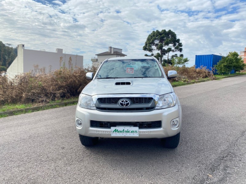HILUX 3.0 SRV 4X4 CD 16V TURBO INTERCOOLER DIESEL 4P AUTOMÁTICO - 2010 - FLORES DA CUNHA