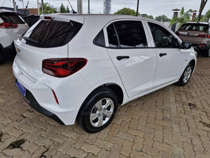 ONIX 1.0 12V FLEX 4P MANUAL - 2022 - LAJEADO