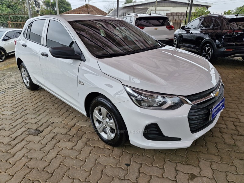 ONIX 1.0 12V FLEX 4P MANUAL - 2022 - LAJEADO
