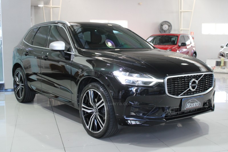 XC60 2.0 T5 R DESIGN TURBO GASOLINA 4P AUTOMÁTICO - 2018 - CAXIAS DO SUL