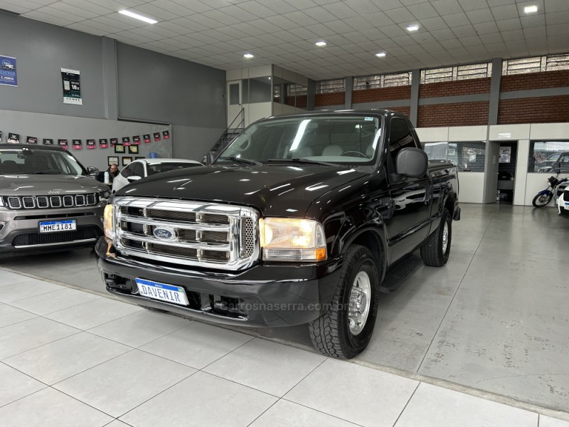 F-250 4.2 XL 4X2 CS V6 GASOLINA 2P MANUAL - 2000 - TAQUARA