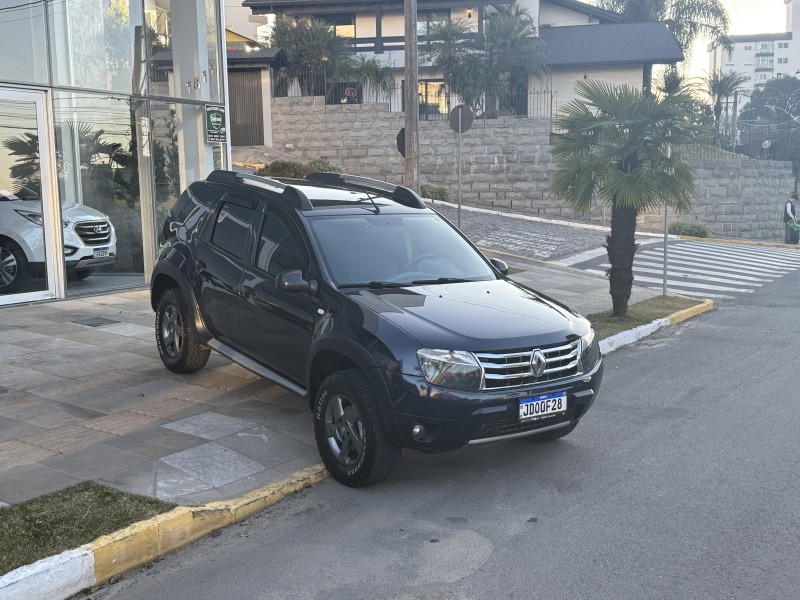 DUSTER 2.0 DYNAMIQUE 4X4 16V FLEX 4P MANUAL - 2012 - FARROUPILHA