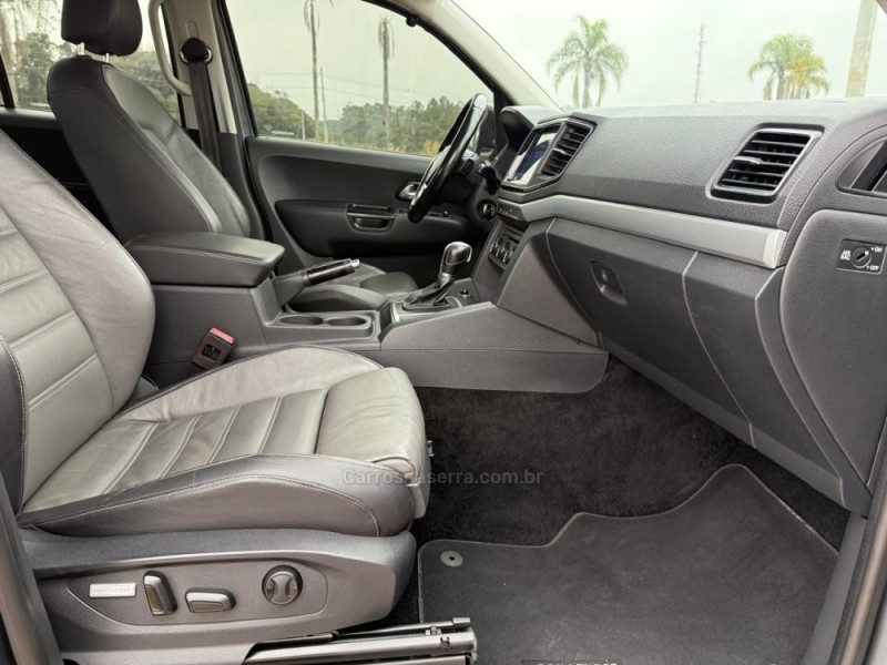 AMAROK 3.0 V6 TDI HIGHLINE CD DIESEL 4MOTION AUTOMÁTICO - 2019 - IVOTI