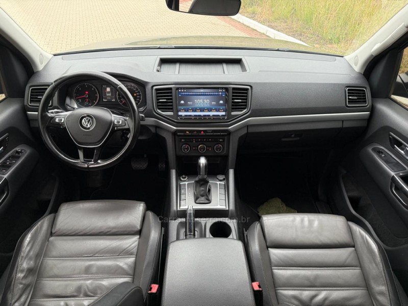 AMAROK 3.0 V6 TDI HIGHLINE CD DIESEL 4MOTION AUTOMÁTICO - 2019 - IVOTI