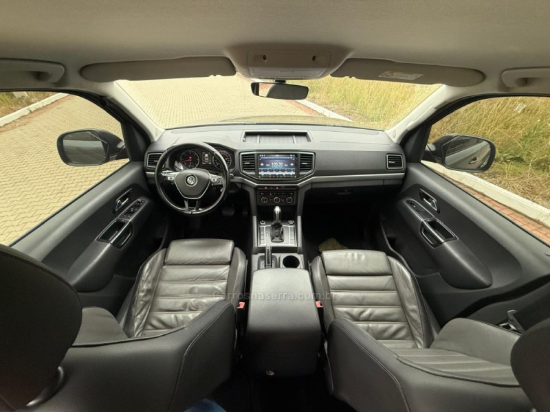 AMAROK 3.0 V6 TDI HIGHLINE CD DIESEL 4MOTION AUTOMÁTICO - 2019 - IVOTI