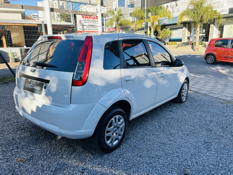 FIESTA 1.0 MPI CLASS HATCH 8V FLEX 4P MANUAL - 2014 - CAXIAS DO SUL