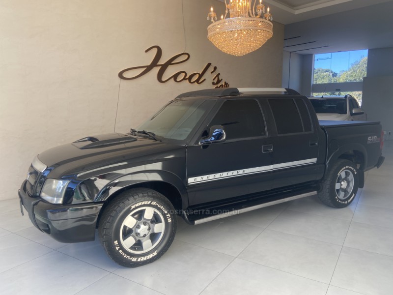 S10 2.8 EXECUTIVE 4X4 CD 12V TURBO ELECTRONIC INTERCOOLER DIESEL 4P MANUAL - 2011 - CANELA