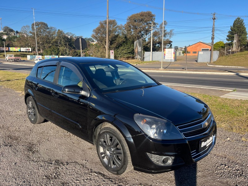 VECTRA 2.0 MPFI GT HATCH 8V FLEX 4P MANUAL - 2010 - FARROUPILHA