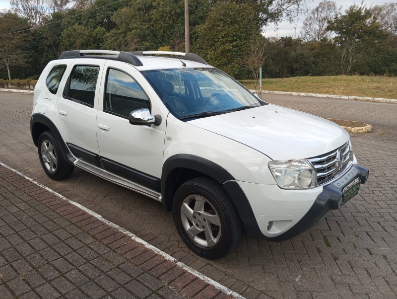 DUSTER 1.6 DYNAMIQUE 4X2 16V FLEX 4P MANUAL - 2013 - CAXIAS DO SUL