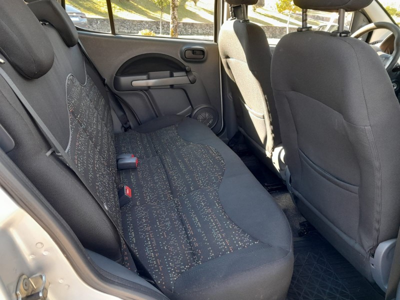 UNO 1.0 EVO VIVACE 8V FLEX 4P MANUAL - 2013 - CAXIAS DO SUL