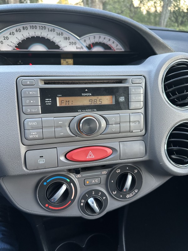 ETIOS 1.5 XLS SEDAN 16V FLEX 4P MANUAL - 2013 - CAXIAS DO SUL